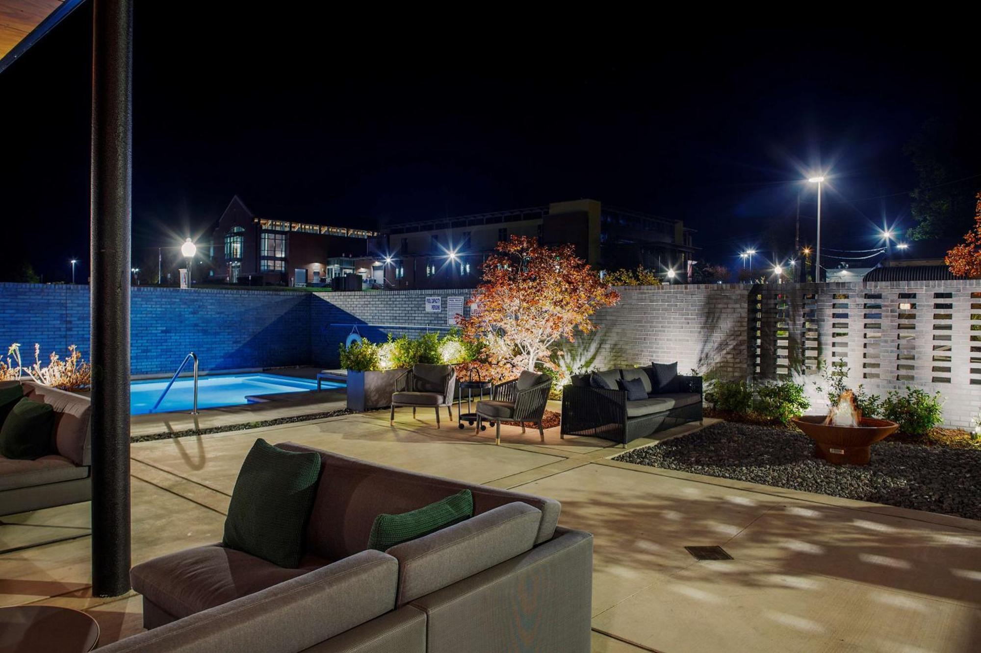 The Haywood, Tapestry Collection By Hilton Hotel El Dorado Exterior foto